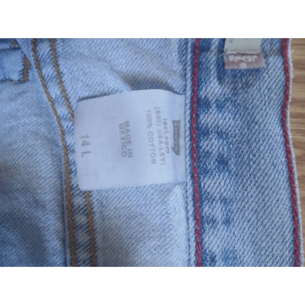 Vintage Levi's 550 Women's Jeans Sz 14L Relaxed Fit Distressed Light Wash Y2K